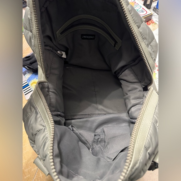 Cynthia Rowley Green Quilted Duffel Travel Bag - Picture 4 of 5